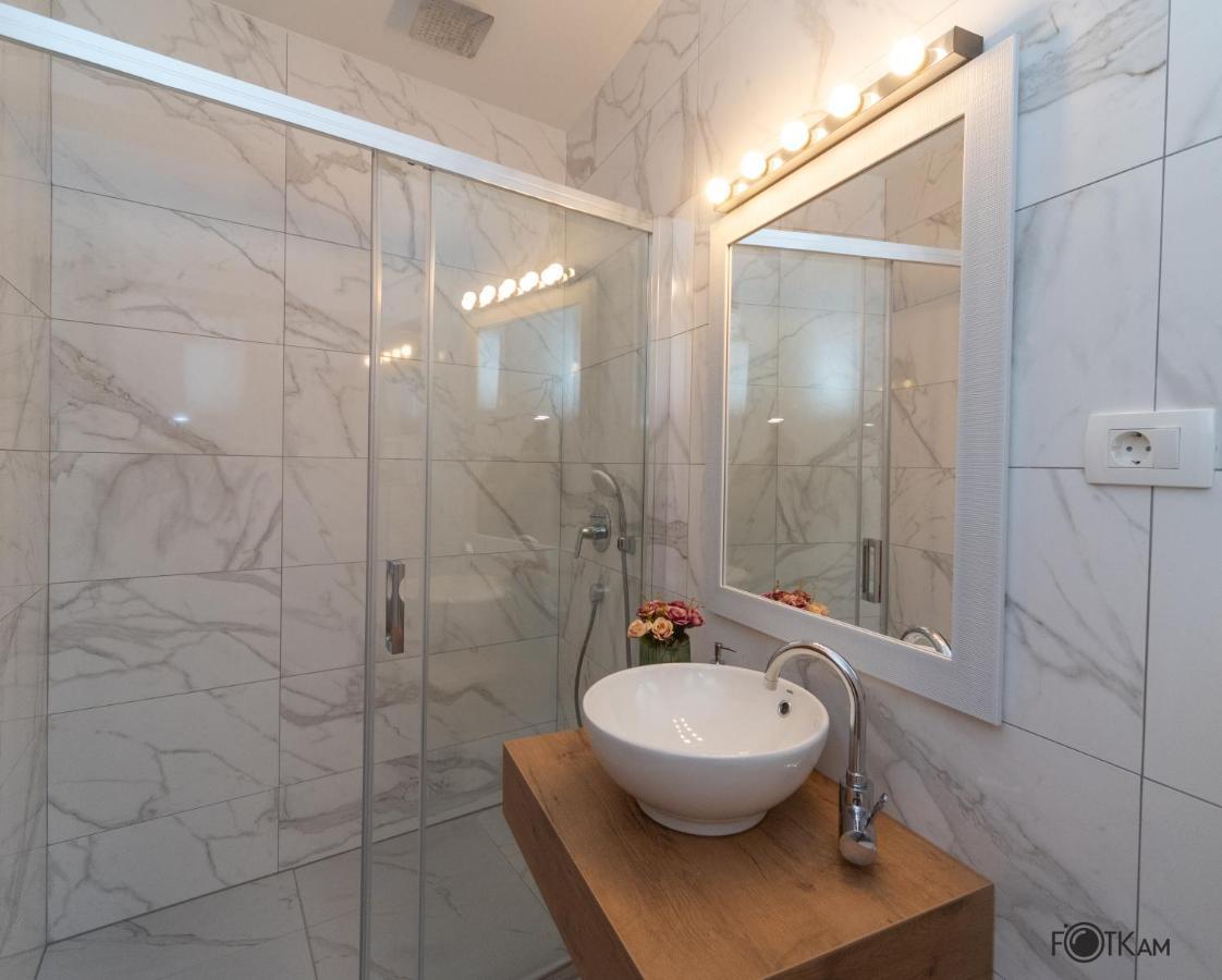 Libar Studio Apartments Baška Voda Extérieur photo