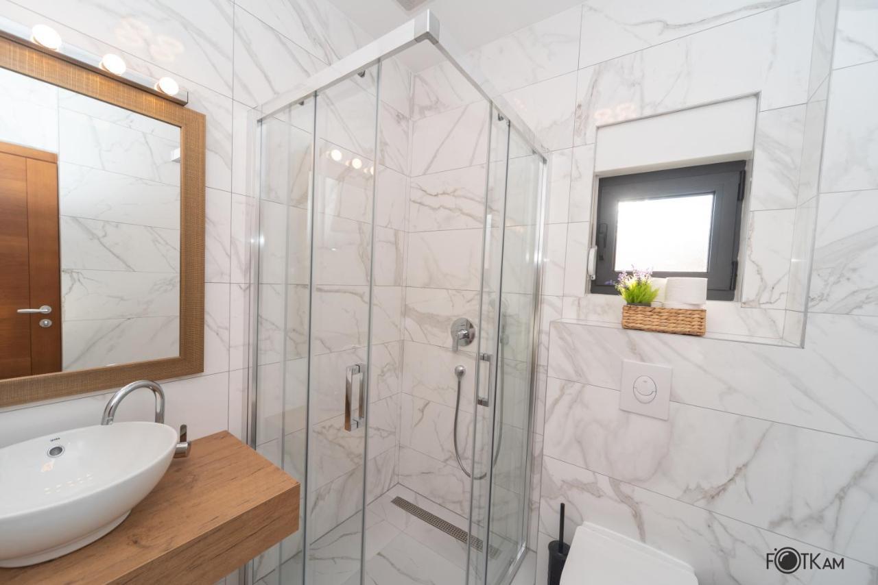 Libar Studio Apartments Baška Voda Extérieur photo