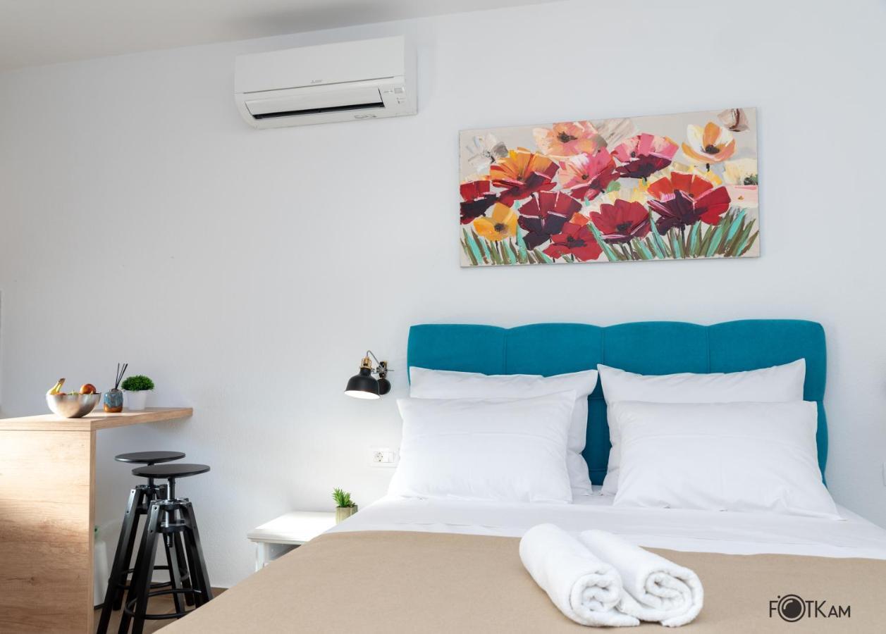 Libar Studio Apartments Baška Voda Extérieur photo